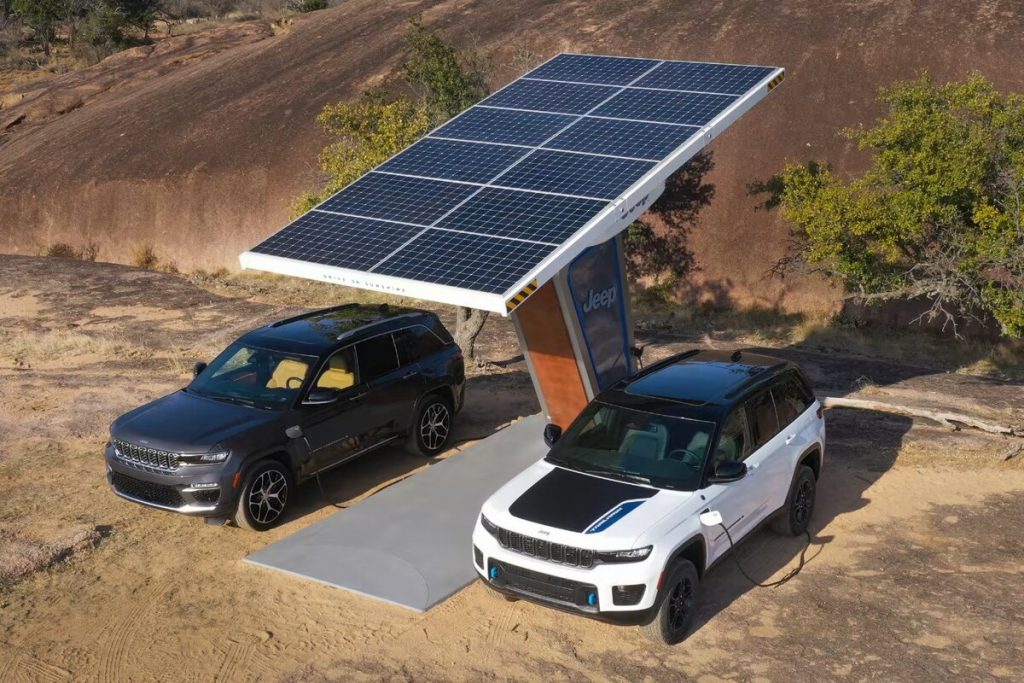 The Solar Energy Storage System And EV Charger Combined